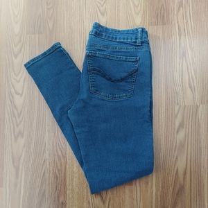 Skinny Jeans size 9 Juniors